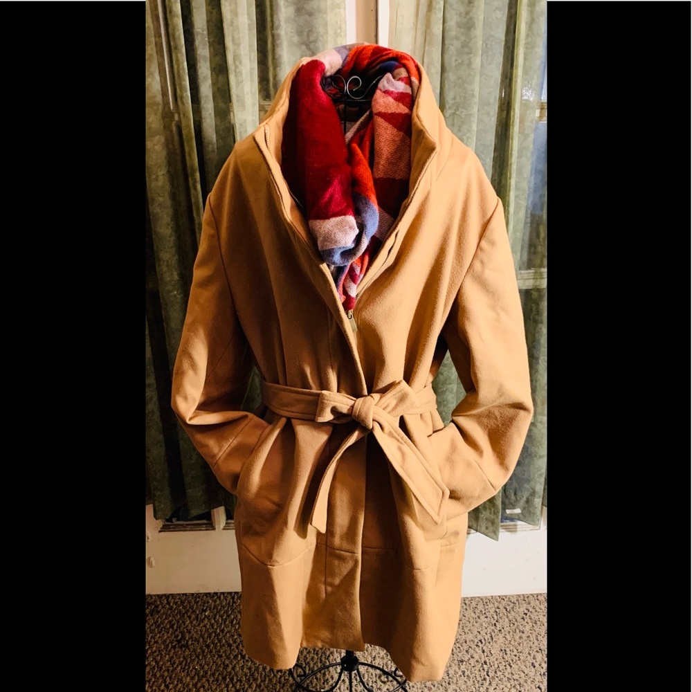 Wool tan mid length coat.